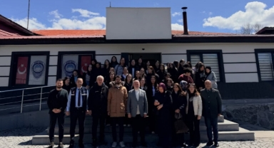 Moda Tasarım Öğrencilerinden Şebinkarahisar Belediyesi’ne Ziyaret