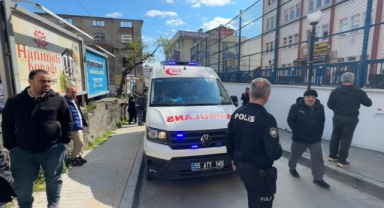 Okul önünde silahlı saldırı: 2 yaralı