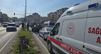 Sağlık personelinin kullandığı araç öğrenciye çarptı!