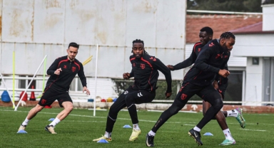 Samsunspor, Konyaspor engelini kayıpsız geçmek istiyor