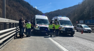 TEM Otoyolu'nda 5 aracın karıştığı zincirleme kaza: 5 yaralı