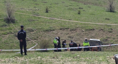  Traktör dere yatağına devrildi: 1 ölü, 3 yaralı