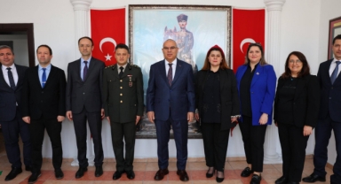 Vali Mustafa Koç’tan Askerlik Şubesi’ne Ziyaret