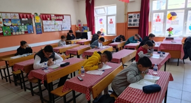 Giresun'da 13 İlçede Siyer-i Nebi Yarışması Düzenledi
