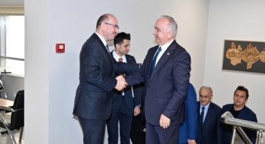 AK Parti Giresun Milletvekili Ali Temür’den Vali Serdengeçti’ye Ziyaret