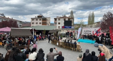 Alucra'da Gençlik Konserine Yoğun İlgi!