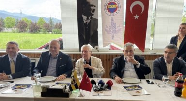 Aziz Yıldırım, Bolu'da Fenerbahçelilerle buluştu