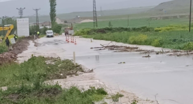 Baraj taştı, yollar göle döndü!