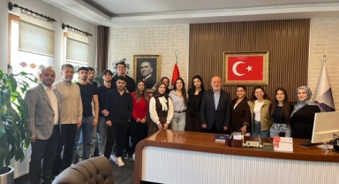 Gıda Teknolojisi Öğrencilerinden Başkan Şentürk’e Bayram Ziyareti