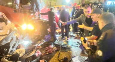 Giresun'da 5 kişinin hayatını kaybettiği feci kaza kamerada