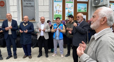 Giresun’da hacı adayları dualarla yola çıktı