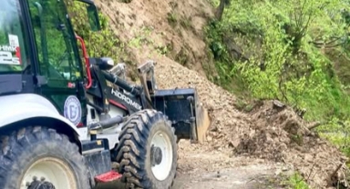 Giresun İl Özel İdaresi'nden Heyelanlara Hızla Müdahale