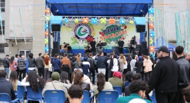 Giresun Üniversitesi'nde Bahar Şenlikleri Coşkusu Yaşandı