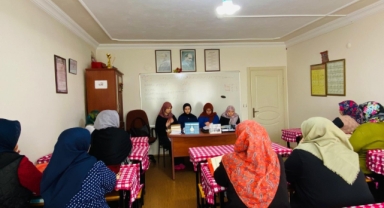 İHL Öğrencilerinden Espiye’de Kur’an Kurslarına Anlamlı Ziyaret