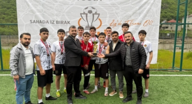 Şampiyon Ruh, Büyük Başarı: Bulancak Anadolu Lisesi Karadeniz Üçüncüsü!