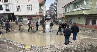 Selin vurduğu Havza'da yaralar sarılıyor: Tüm ekipler sahada