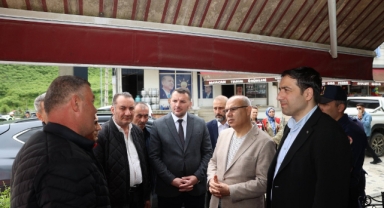 Vali Mustafa Koç Kovanlık’ta Vatandaş ve Esnafla Buluştu