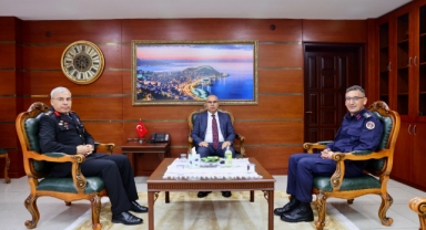 Vali Mustafa Koç, Tümgeneral Şakir Uslu’yu Ağırladı