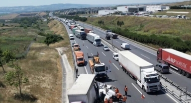 AK Parti İstanbul Milletvekili Hasan Turan Trafik Kazası Geçirdi 