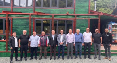 AK Parti Milletvekili Ali Temür ve Beraberindeki Heyetten Mavigöl'deki Tesise Ziyaret