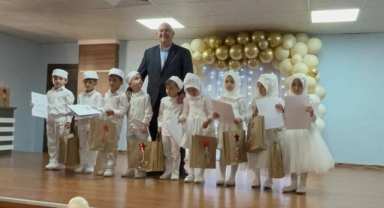 Çamoluk'ta Kur'an Eğitimi Alan Miniklerin Mezuniyet Heyecanı