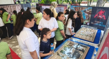Gezici Çanakkale Müzesi Piraziz’de Ziyaretçilerle Buluştu