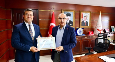 Giresun'dan Ayrılan Kaymakamlara Vali Koç’tan Başarı Belgesi