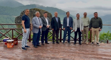 Milletvekili Temür'den Gelin Kayası'ndaki Turizm Çalışmalarına İnceleme