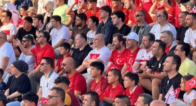 Türkiye Milli Takımı’na KKTC’den Dünya Kupası desteği