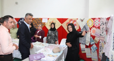 Yağlıdere'de yıl sonu sergisi düzenlendi