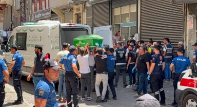 Cezaevinden izinli çıktı, eşini öldürdü