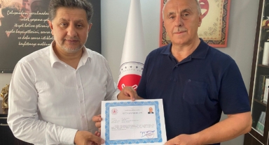 Espiye'de Din Görevlisine Başarı Belgesi
