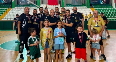 Giresun'da Kurumlar Arası Voleybol Heyecanı Sona Erdi