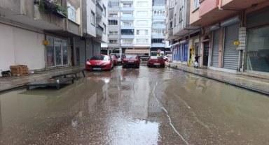Ordu'da heyelan nedeniyle bağlantı yolu ulaşıma kapandı