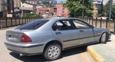 Otomobilin çarptığı yaya yaralandı