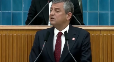 SKANDAL SAVUNMA: DİNİ DEĞERLERLE ALAY EDEN KOMEDYENE CHP ZİHNİYETİNDEN ALKIŞLI DESTEK!