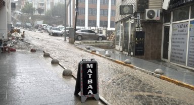 Tokat'ta sağanak ve kuvvetli rüzgar etkili oldu