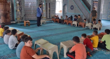 Yaz Kur'an Kursları Pazartesi Günü Başlıyor!