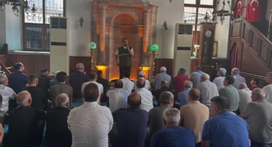 Yeşilay'dan Camide Bağımlılıkla Mücadele Bilgilendirmesi