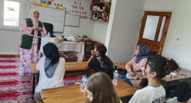 Yeşilay'dan Miniklere Bağımlılık Farkındalığı Eğitimi