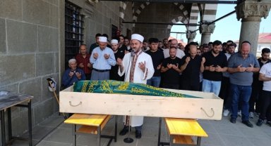 ATV'nin devrilmesi sonucu yaşamını yitiren kişi toprağa verildi
