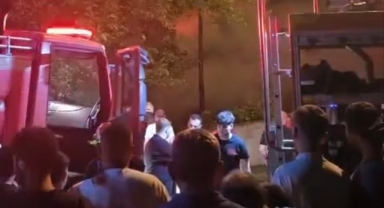 Eynesil'de gece yangını: Ev kullanılamaz hale geldi