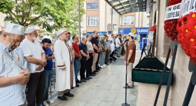 Giresun'da denizde boğulan genç son yolculuğuna uğurlandı