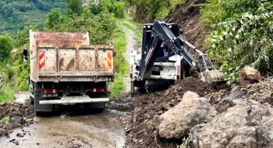 Giresun’da Şiddetli Sağanak Heyelan ve Taşkınlara Yol Açtı: Ekipler Teyakkuza Geçti