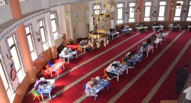 Giresun'da Yaz Kur'an Kursu Öğrencileri Hem Öğrendi Hem Yarıştı