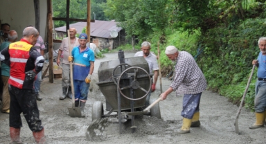 Giresun'da yol çilesi devlet-vatandaş dayanışmasıyla sona eriyor!