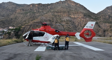 Giresun'daki hasta ambulans helikopterle Gümüşhane'ye götürüldü
