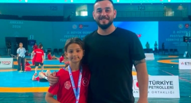Giresunlu İki Güreşçiye Milli Takım Daveti