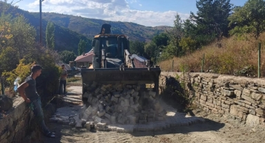 Alucra'da Köylerin Altyapı İhtiyaçları Gideriliyor