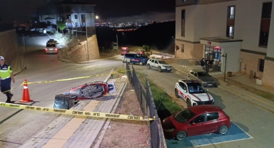 Bebek bekleyen yeni evli çiftin bindiği motosiklet kabusları oldu
